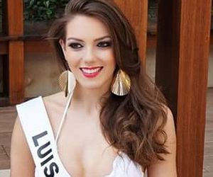Representante de Luís Eduardo Magalhães é eleita Miss Bahia 2015