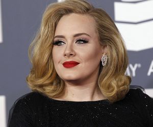 Adele deve lançar álbum novo em novembro, diz revista