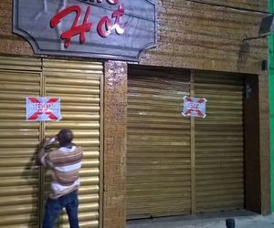 Sucom interdita casa de striptease no Largo da Dinha