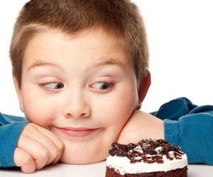 Criança pode consumir no máximo 25g de açúcar por dia