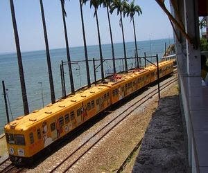 Operadores do trem do Subúrbio decretam greve