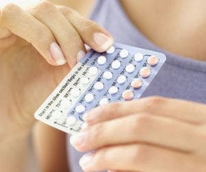 Anvisa suspende distribuição e venda de lotes de anticoncepcional