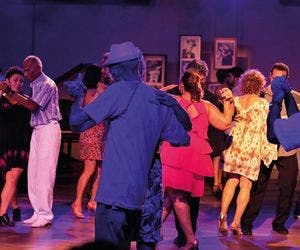 Teatro Gregório de Mattos recebe baile de tango neste domingo (1)