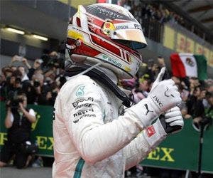 Hamilton vence GP do Azerbaijão, marcado pela emoção até o fim