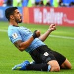 Uruguai derrota a Rússia e garante o 1º lugar do Grupo A