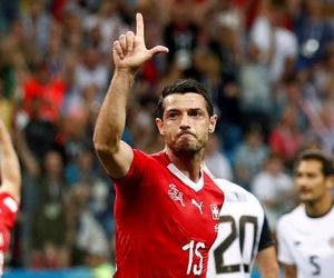 Suíça empata com a Costa Rica e avança em segundo lugar