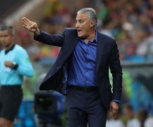 Tite repete escalação da estreia para enfrentar Costa Rica