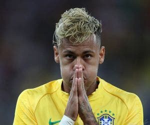 Jornal afirma que Neymar ‘está na sombra de Mbappé’ no PSG