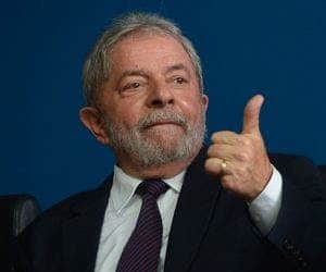 Pesquisa CNT/MDA: Lula venceria em todos os cenários