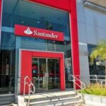 Santander abre inscrições para trainees com salário de R$ 6.200