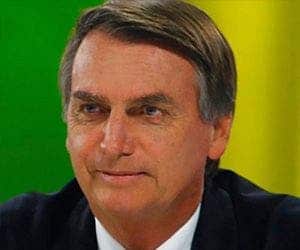 Ex-jogador da seleção mostra apoio a Bolsonaro e é criticado