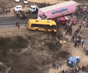 Morre a sétima vítima do acidente entre carreta e ônibus
