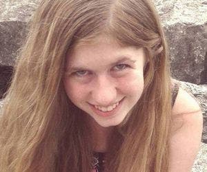 Após três meses, garota de 13 anos consegue escapar de cativeiro