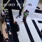 Câmeras registram momento em que homem é baleado dentro de hotel