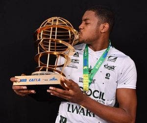 Morre 'Maikão' Uchendu, promessa do basquete brasileiro