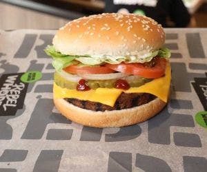 Burger King passa a vender carne vegetal