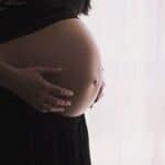 Veja cinco dicas simples para evitar estrias na gravidez