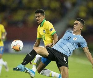 Goleiros falham, e Brasil empata com o Uruguai no Pré-Olímpico