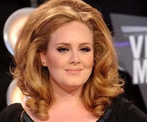 Adele posta sua primeira foto de 2020 e magreza choca web