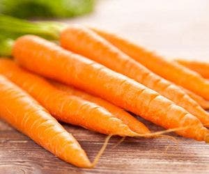 Conheça cinco benefícios ao consumir a cenoura na alimentação