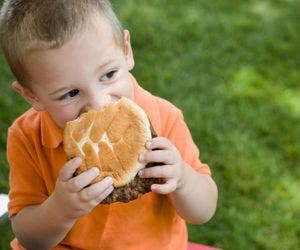 Colesterol alto: veja causas e perigos para problema em crianças