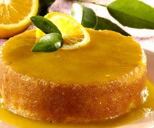 Aprenda a fazer bolo de laranja de liquidificador em casa