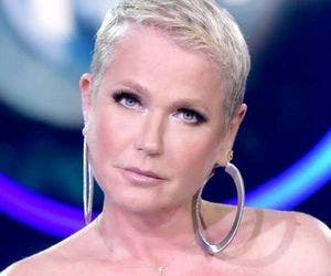 Xuxa confirma saída da Record; apresentadora planeja morar na Itá