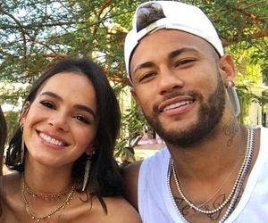Bruna Marquezine estaria incomodada com namoro de Neymar
