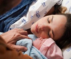 Thaeme dá à luz a sua segunda filha, Ivy: 'Nosso mais novo amor'