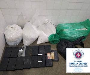 Policiais apreendem 122kg de cocaína na região da Chapada