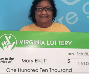 Mulher encontra bilhete premiado da loteria no lixo