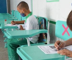 Decreto autoriza aulas 100% presenciais em escolas da Bahia
