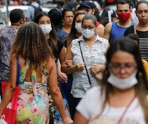 Veja decreto que torna opcional uso de máscaras em locais abertos