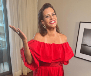 Ex de Boninho, Narcisa Tamborindeguy revela namoro com inglês