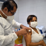 Confira os postos de vacinação contra Covid-19 em Salvador para segunda (30)
