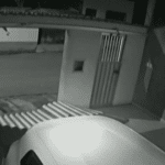 Homem armado invade residência no bairro de São João do Cabrito, em Salvador