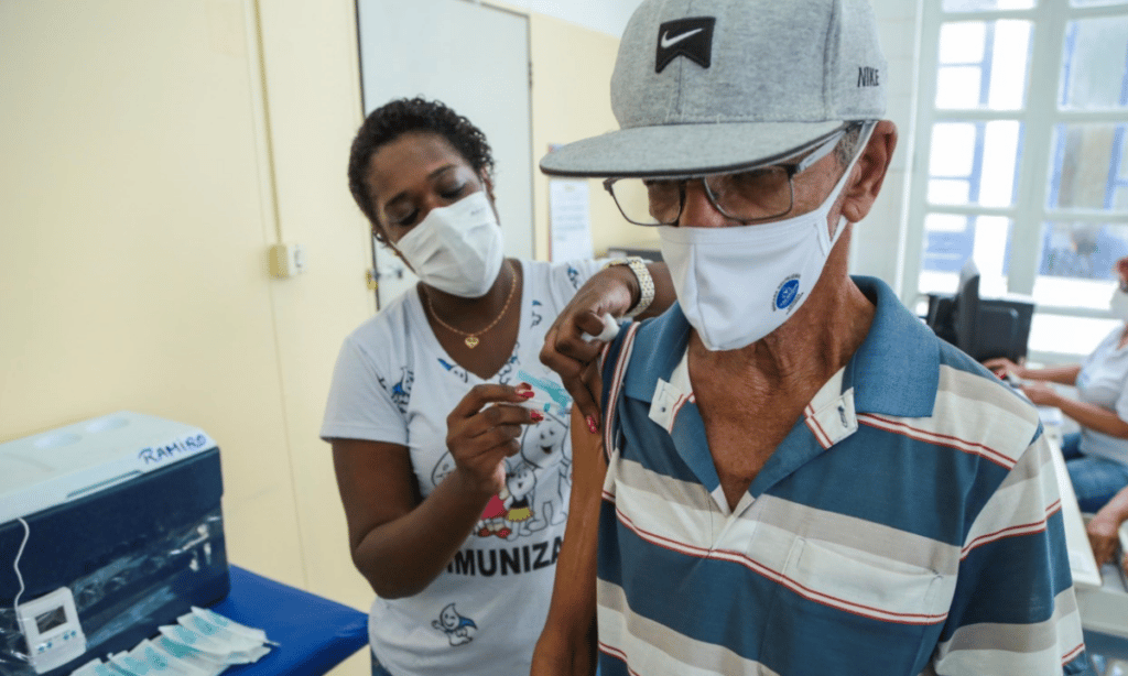 Campanhas de vacinação contra gripe e sarampo são prorrogadas