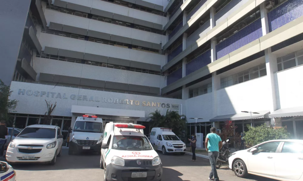 Projétil atravessa janela e atinge parede do Hospital Geral Roberto Santos, em Salvador