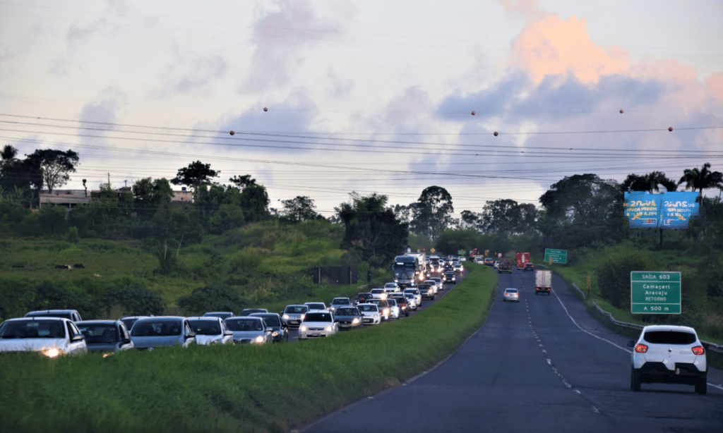 Mais de 3.800 motoristas são notificados por infrações nas rodovias baianas durante o São João