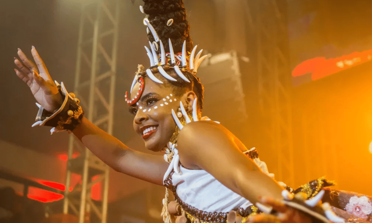 Bloco afro Ilê Aiyê realiza shows no Festival Village Borrego, na França