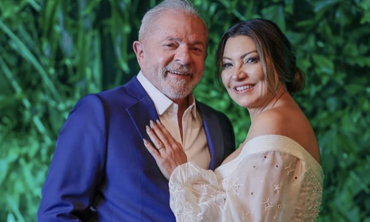 Ex-presidente Lula e esposa, Janja, são diagnosticados com Covid-19