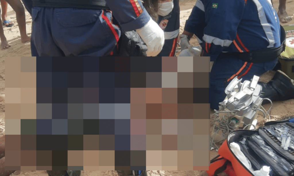 Vídeo: homem morre afogado na praia de Itapuã, em Salvador