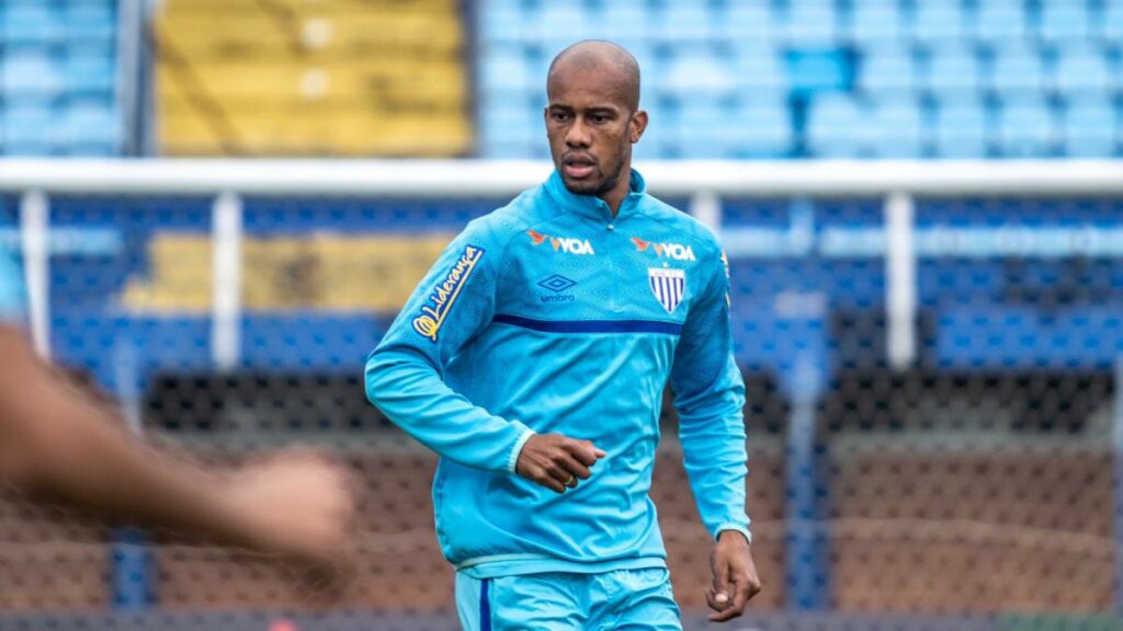 Bahia anuncia contratação do atacante Jonathan Copete