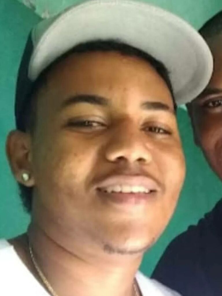 Pai de jovem morto após discussão em van de transporte clandestino diz que família está destruída e ressalta: ‘Motivo tão banal’