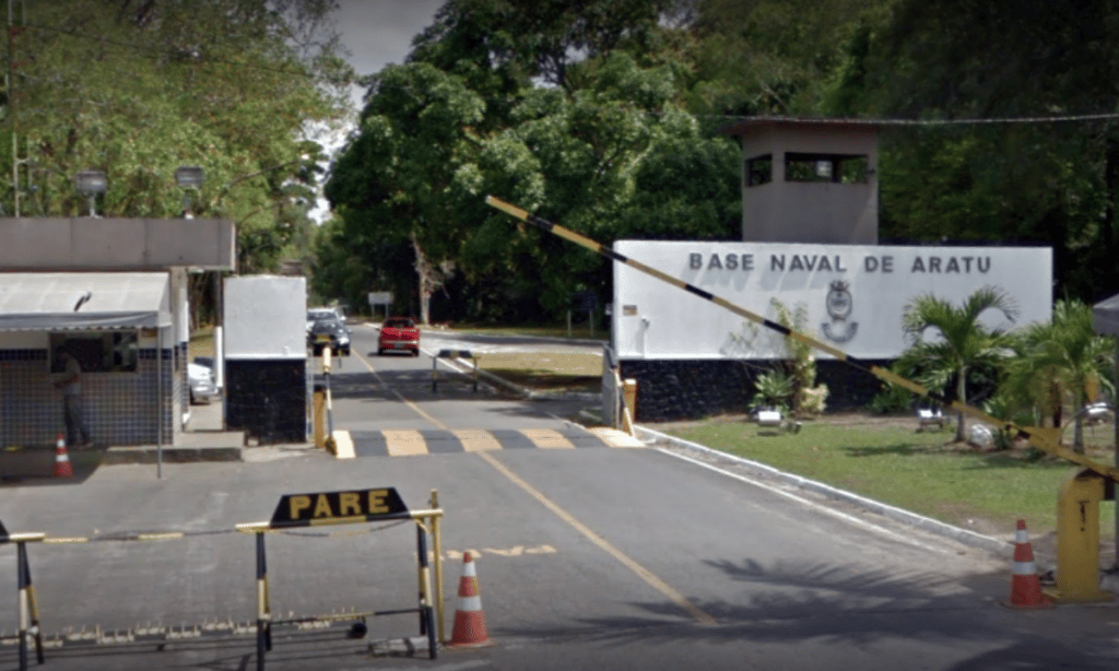 Marinha apura denúncia de furto de celular na Base Naval de Aratu
