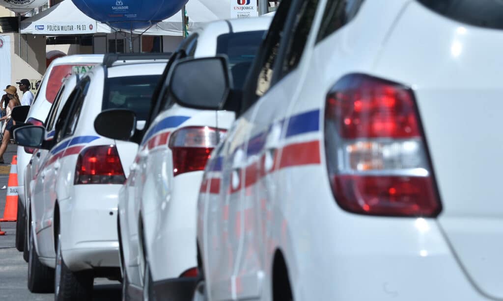 Prefeitura envia lista de taxistas aptos a receber auxílio federal referente a preço dos combustíveis