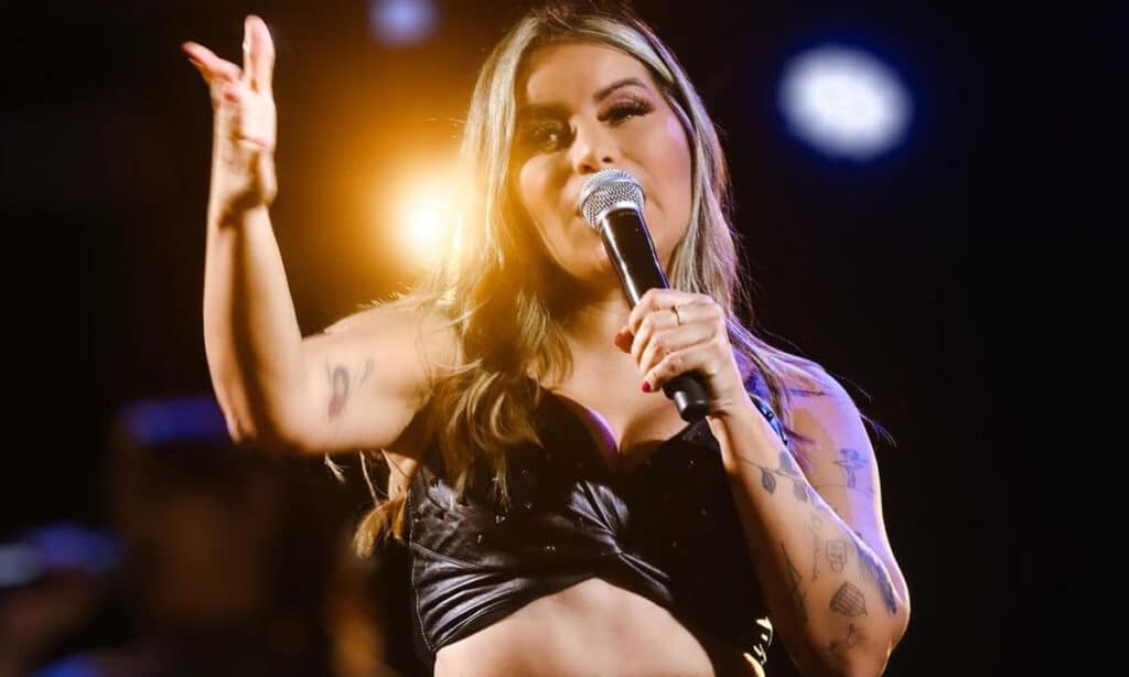Ex-Magníficos, Walkyria Santos viraliza ao se recusar a cantar hits do TikTok: ‘Não sou obrigada’