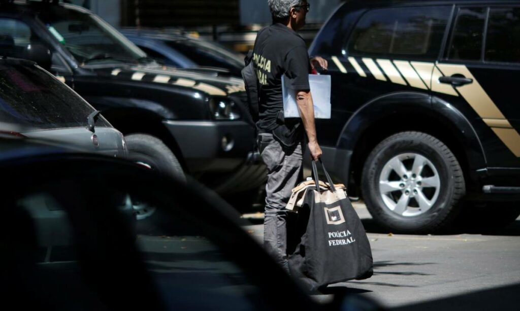 Polícia Federal cumpre mandados de prisão em nova fase de operação contra tráfico internacional de drogas