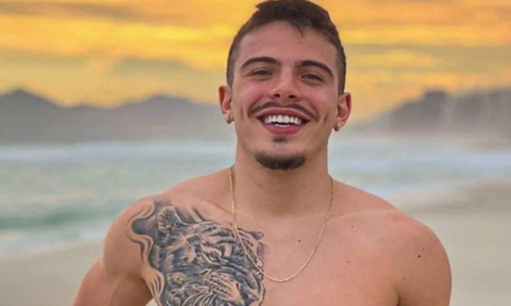 Thomaz Costa revela confusão durante sexo após festa: ‘Não sabia quem era’