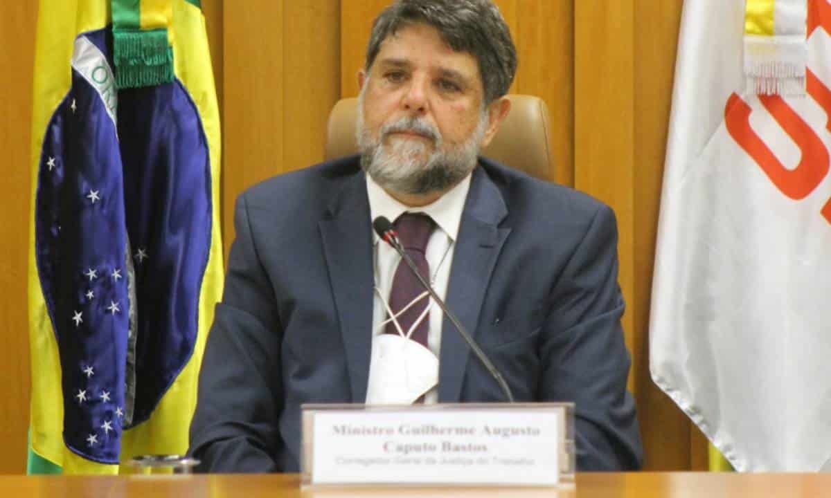 <strong>Salvador sedia a 1ª Conferência do Direito do Trabalho Portuário</strong>